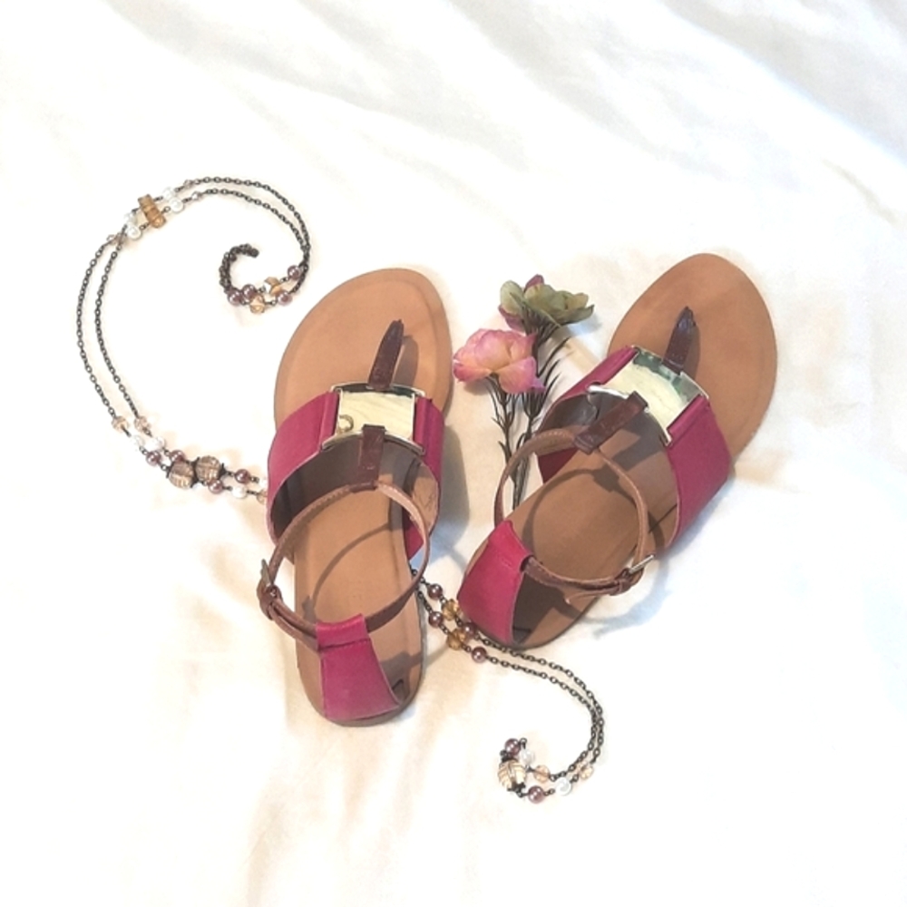 NINE WEST Wide-Band Fushcia Leather & Gold-Tone Metal + Ankle Strap, Sandals
